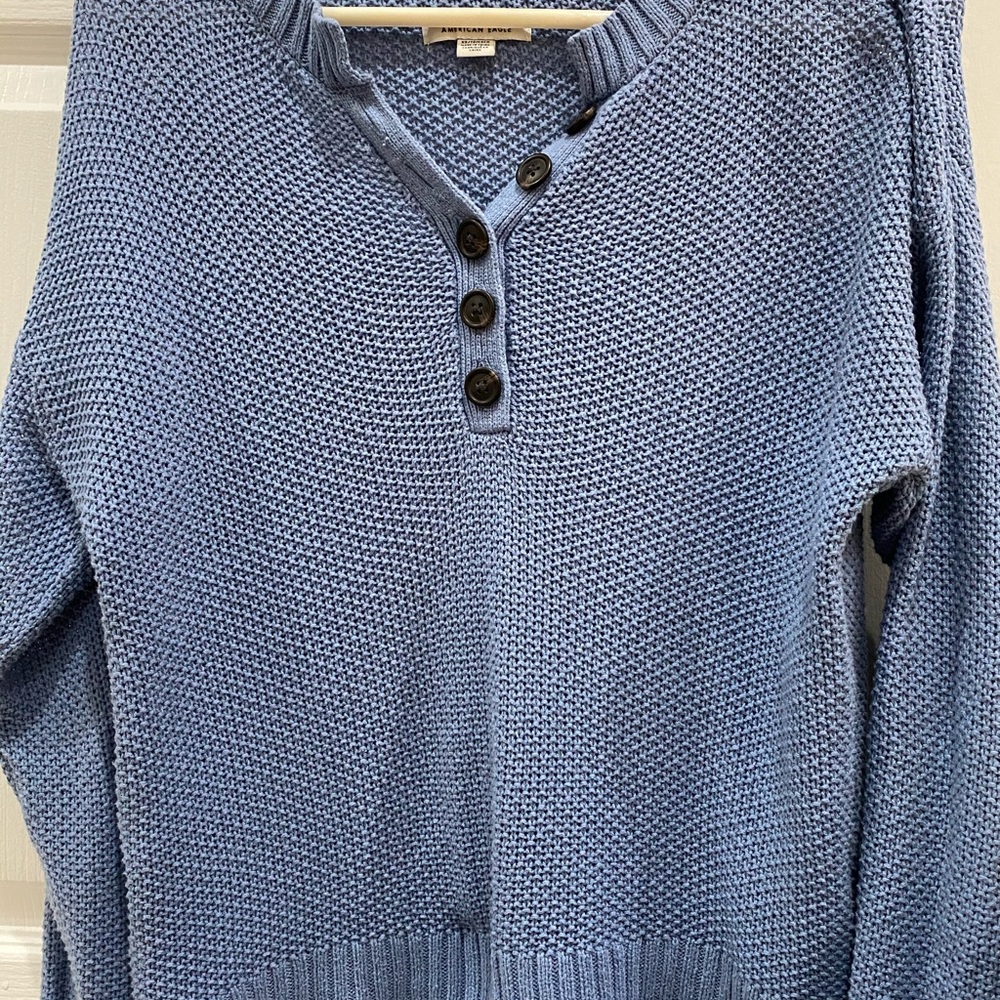 American Eagles waffle knit sweater
